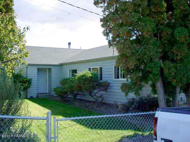 800 Mapleway Road - Selah, WA 98942