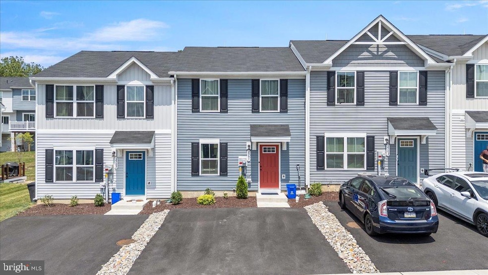 2105 Cross Country Rd, Northampton, PA 18067 - photo 1