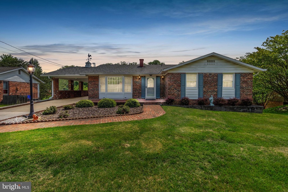 12813 Bluet Ln, Silver Spring, MD 20906 - photo 1