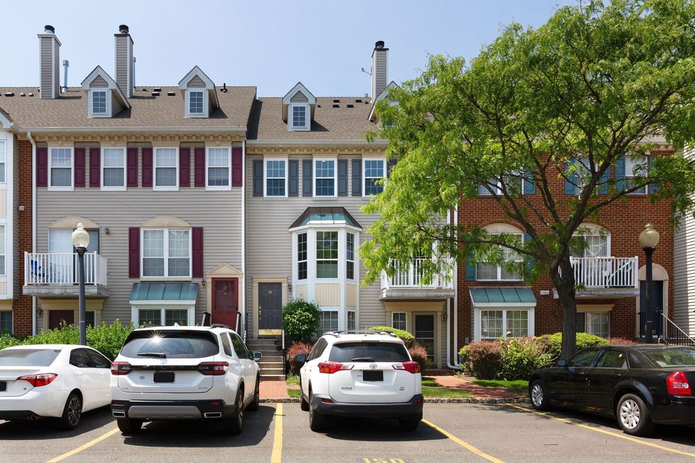 28 Dogwood St unit D, Jersey City, NJ 07305 - photo 1