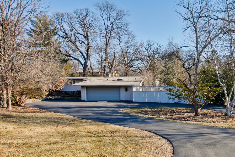 3 Bedroom, 2 Bath Mid-Century Ranch