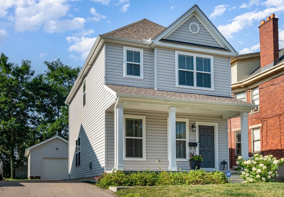 For Sale $419,990 • Co-Listing Agent