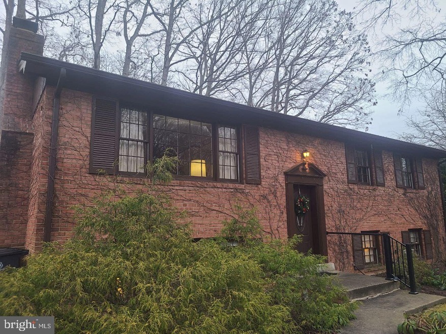 6913 Greenwood Dr, Glenn Dale, MD 20769 - photo 1