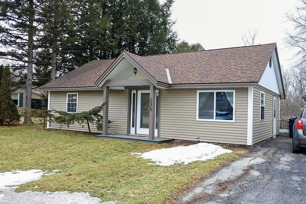 235 Mussey St, Rutland, VT 05701 - photo 1