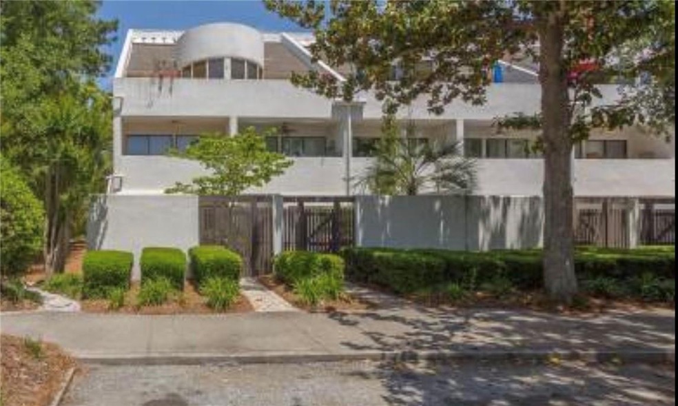 547 Beachview Dr, Saint Simons Island, GA 31552 - photo 1