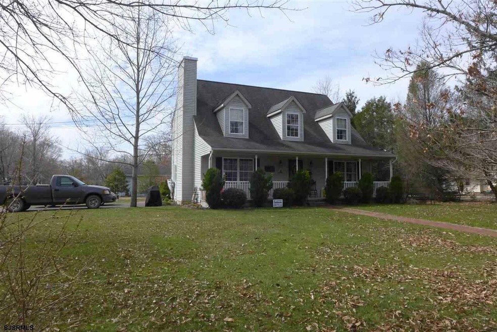 902 Farragut Ave, Mays Landing, NJ 08330 - photo 1