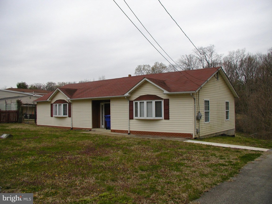 4591 Livingston Rd, Indian Head, MD 20640 - photo 1