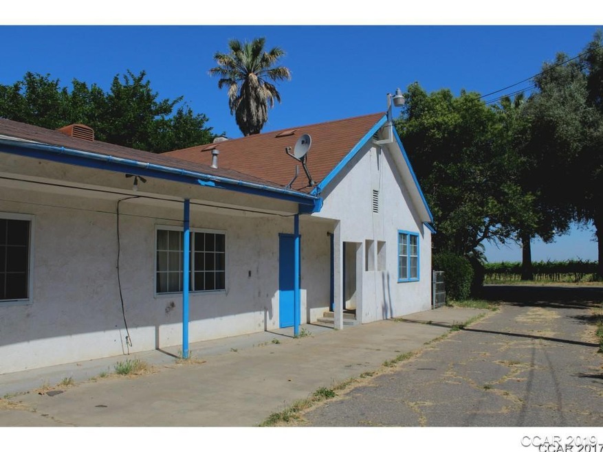 3252 E Acampo Rd, Acampo, CA 95220 - photo 1