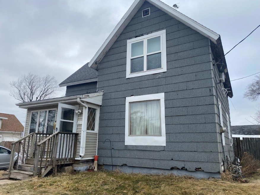 1011 N Greenfield Ave (6)