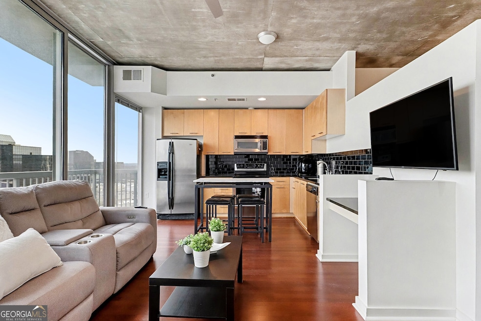 3324 Peachtree Rd NE unit 1915, Atlanta, GA 30326 - photo 1