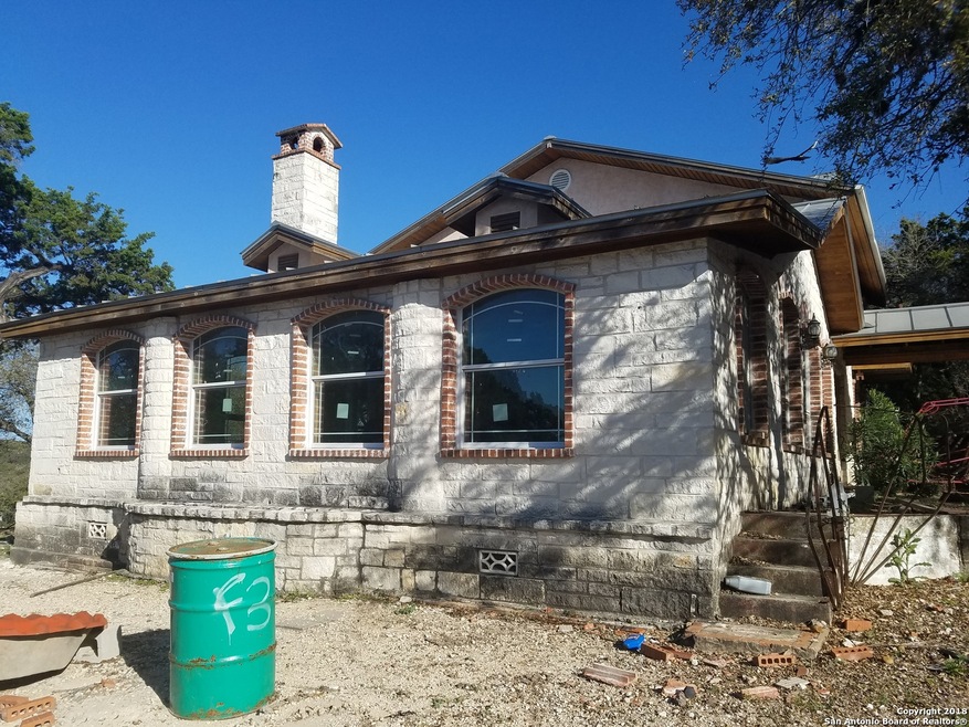 20611 Scenic Loop Rd, Helotes, TX 78023 - photo 1