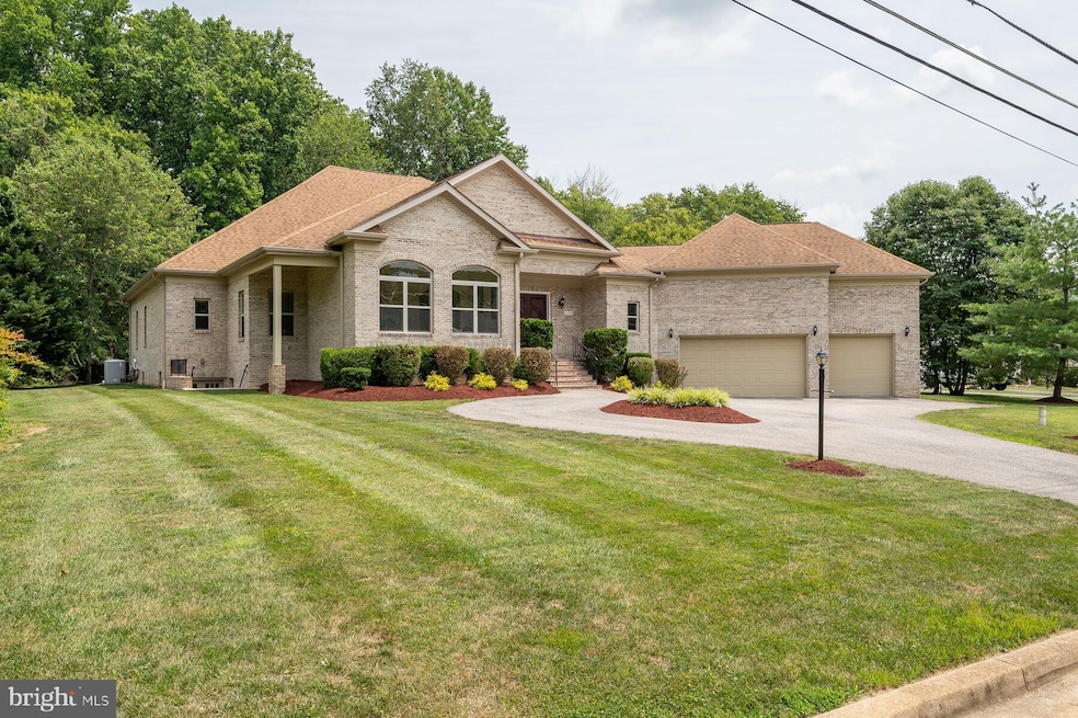 14808 Willoughby Rd, Upper Marlboro, MD 20772 - photo 1