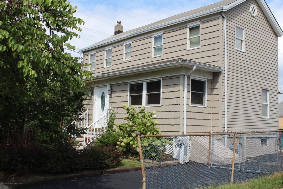 329 Walnut St, South Amboy, NJ 08879 - photo 1