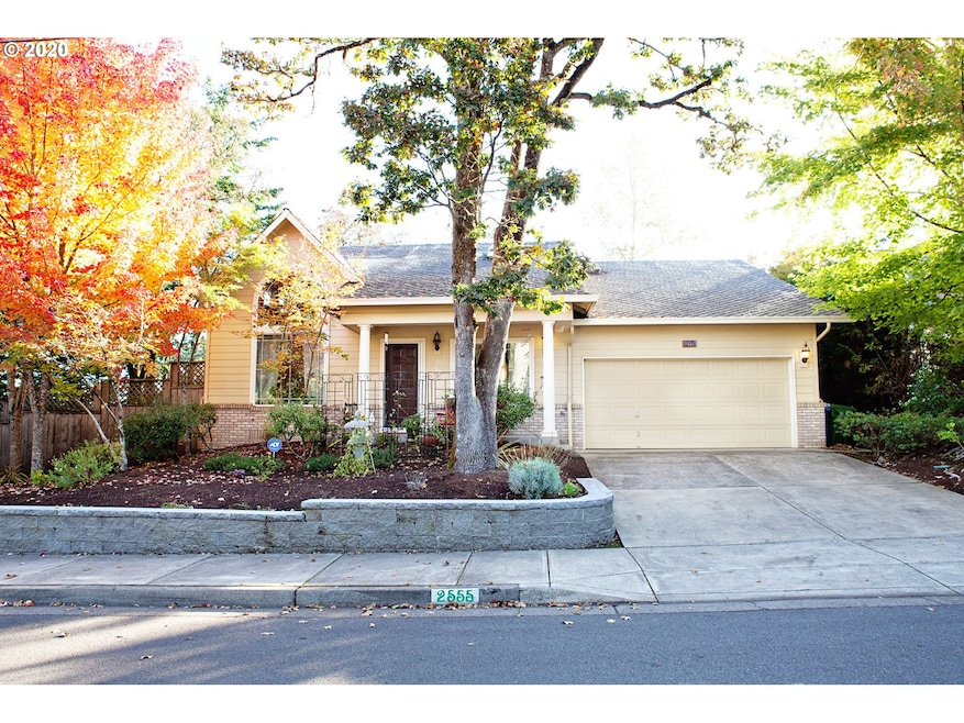 2555 Laurel Hill Dr, Eugene, OR 97403 - photo 1