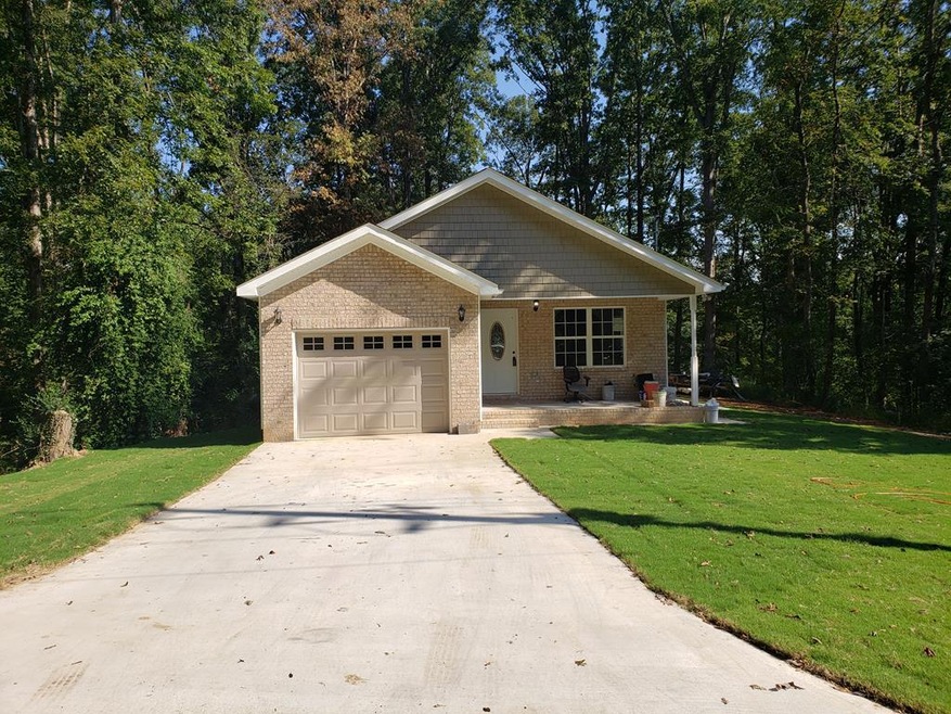 401 Brooker Dr, Dalton, GA 30721 - photo 1