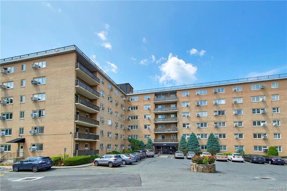 Newport Towers West unit 4L, Harrison, NY 10528 - photo 1