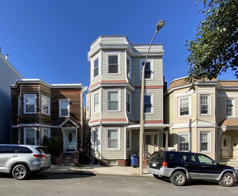 740 E 3rd St, Boston, MA 02127 - photo 1