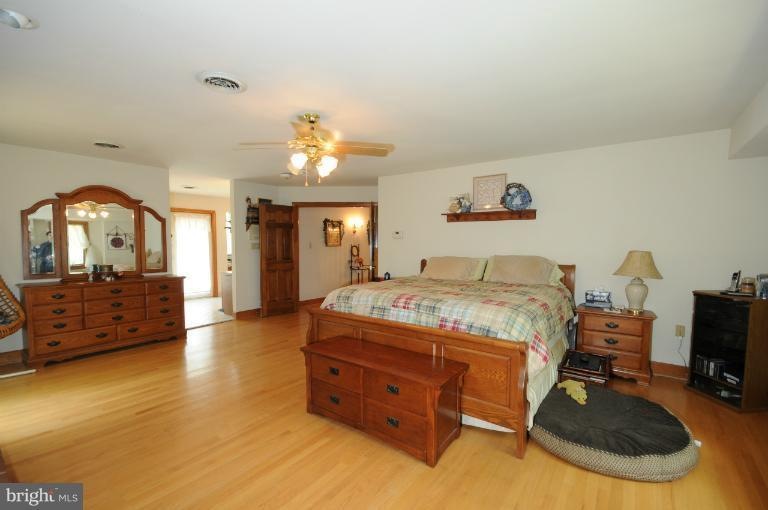 2621 Copp Rd, Strasburg, VA 22657 - photo 1