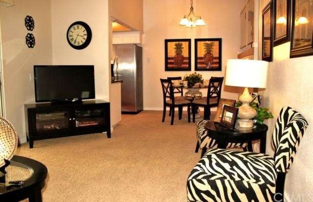 Welcome home! Valued ceilings gives this open floo