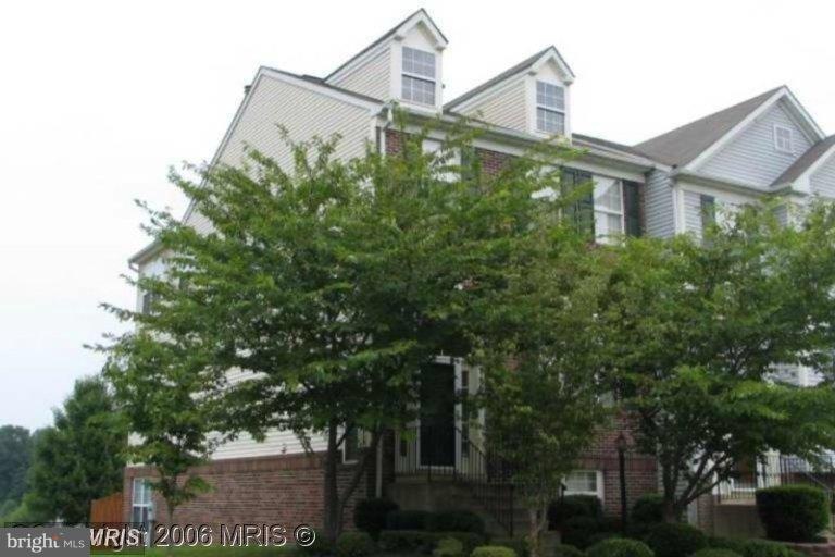 15625 Three Otters Place, Manassas, VA 20112 - photo 1