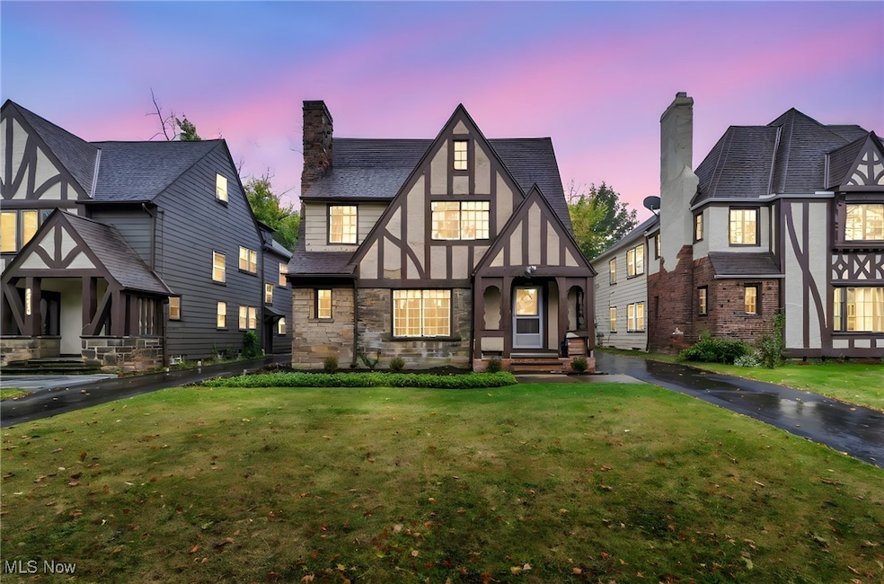 18416 Winslow Rd, Shaker Heights, OH 44122 - photo 1