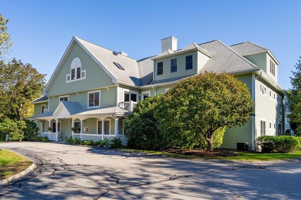 140 Lincoln Rd unit 116, Lincoln, MA 01773 - photo 1