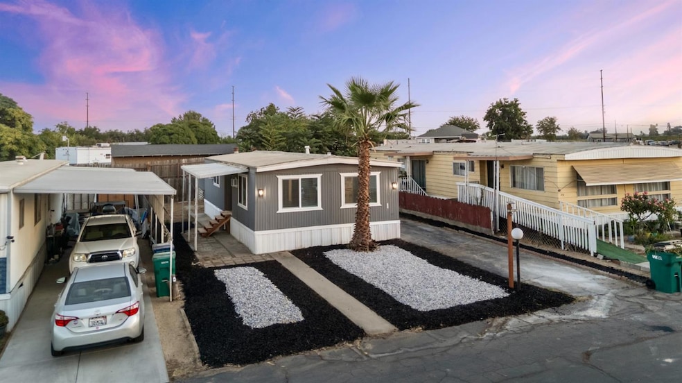 15761 Woods St unit 24, Delhi, CA 95315 - photo 1