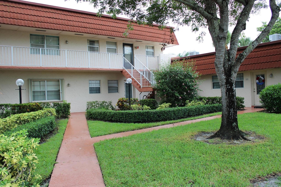 12008 Poinciana Blvd unit 206, Royal Palm Beach, FL 33411 - photo 1