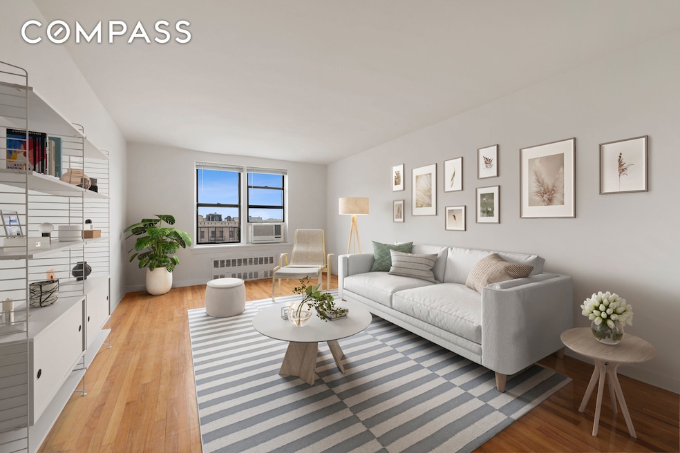 2866 Marion Ave unit 5C, Bronx, NY 10458 - photo 1