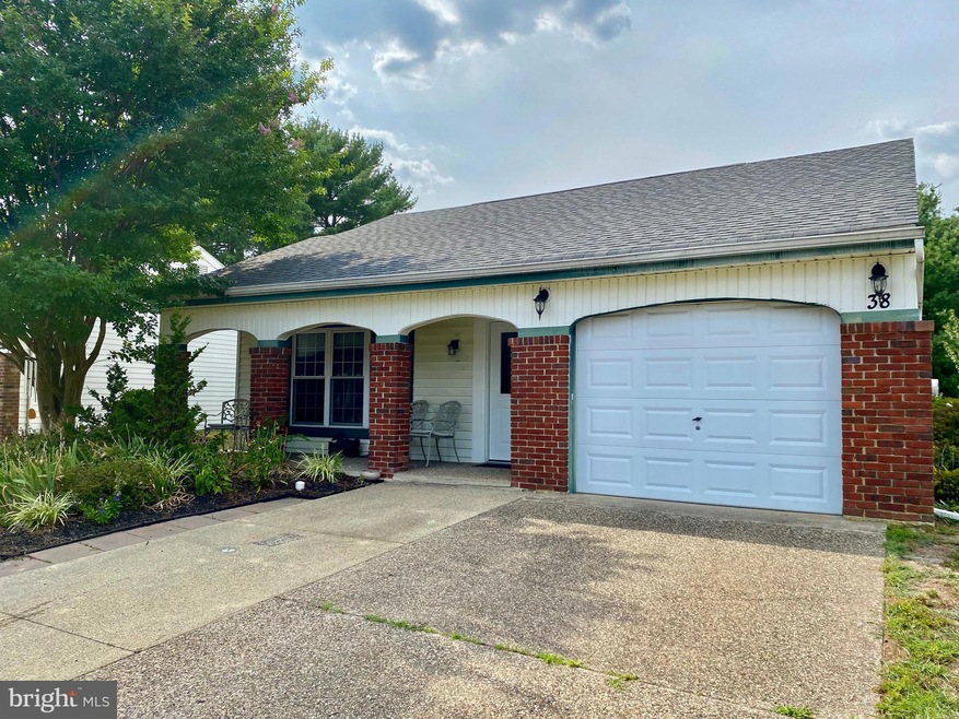 38 Windsor Rd, Southampton, NJ 08088 - photo 1