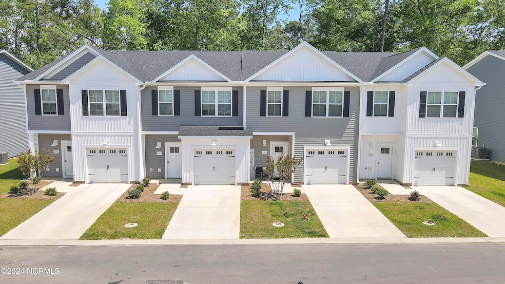 6208 Beckington Dr, Belville, NC 28451 - photo 1