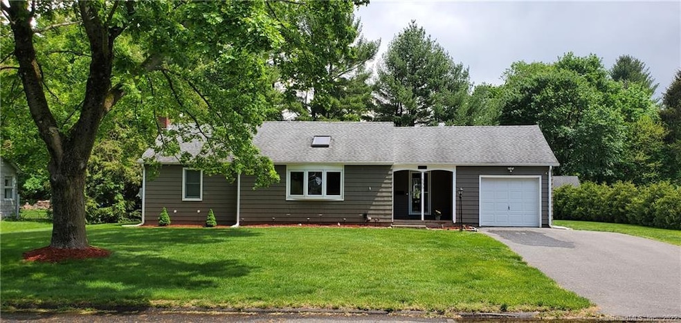 556 Graham Rd, South Windsor, CT 06074 - photo 1