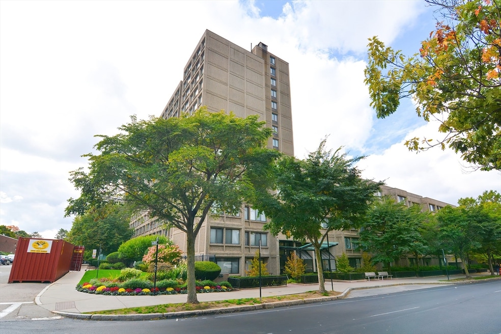 1731 Beacon St unit 107, Brookline, MA 02445 - photo 1