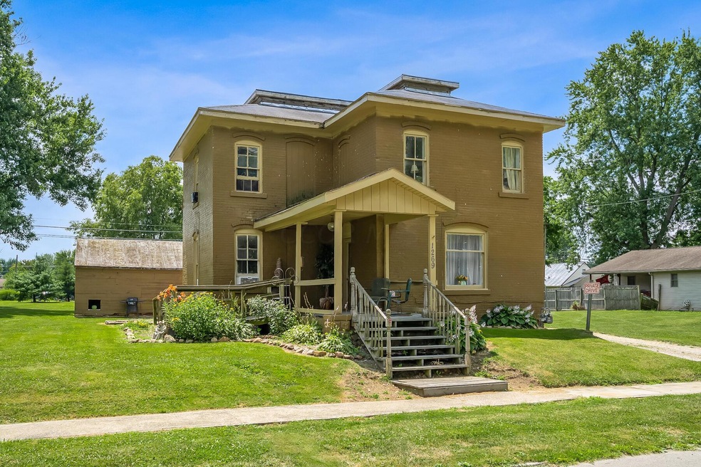 1-web-or-mls-1269 Harding Way E-101
