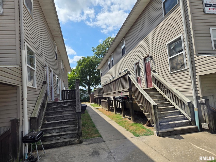 512 S Beveridge St unit 16, Carbondale, IL 62901 - photo 1