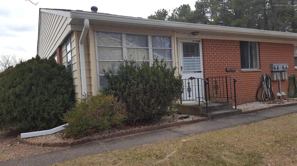 5B Lafayette Dr, Whiting, NJ 08759 - photo 1