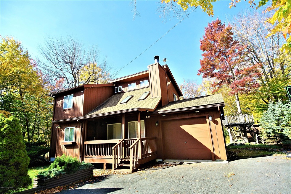 7252 Long Pine Dr, Tobyhanna, PA 18466 - photo 1