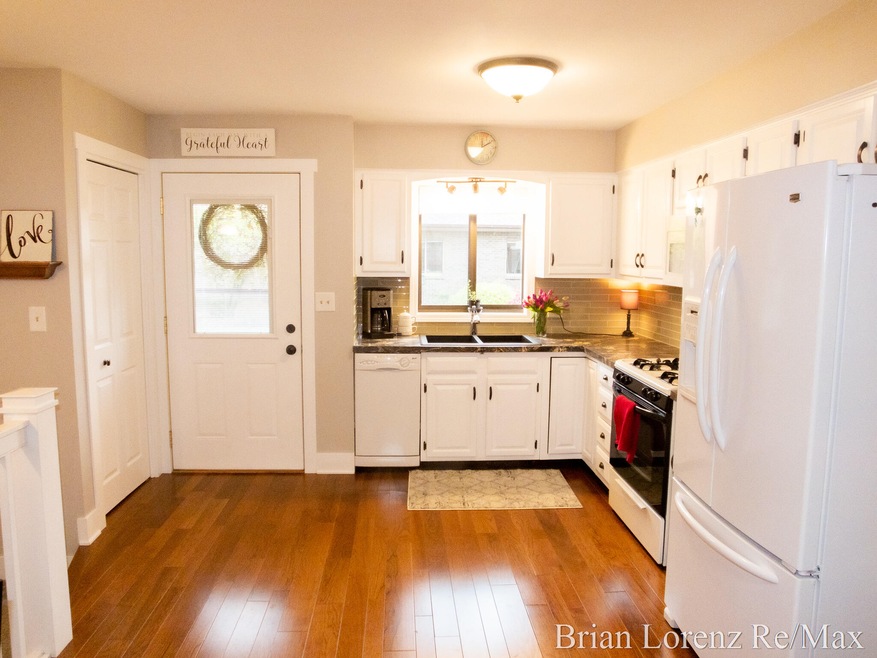 7016 Gardenview Ct SW unit 8, Byron Center, MI 49315 - photo 1