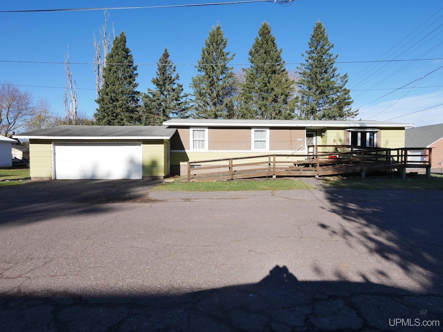 19990 Henry St, Houghton, MI 49931 - photo 1
