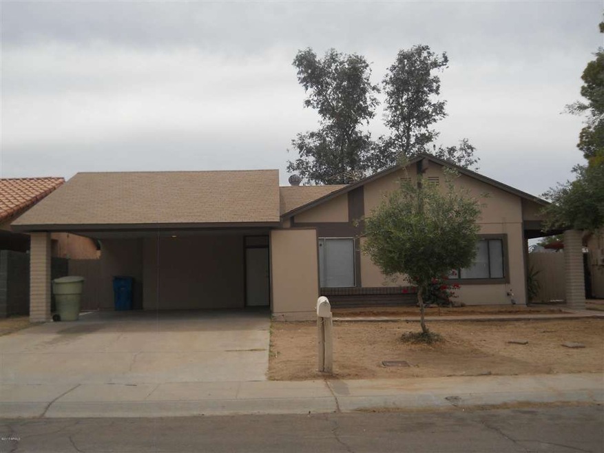 Exterior Two-Tone Paint