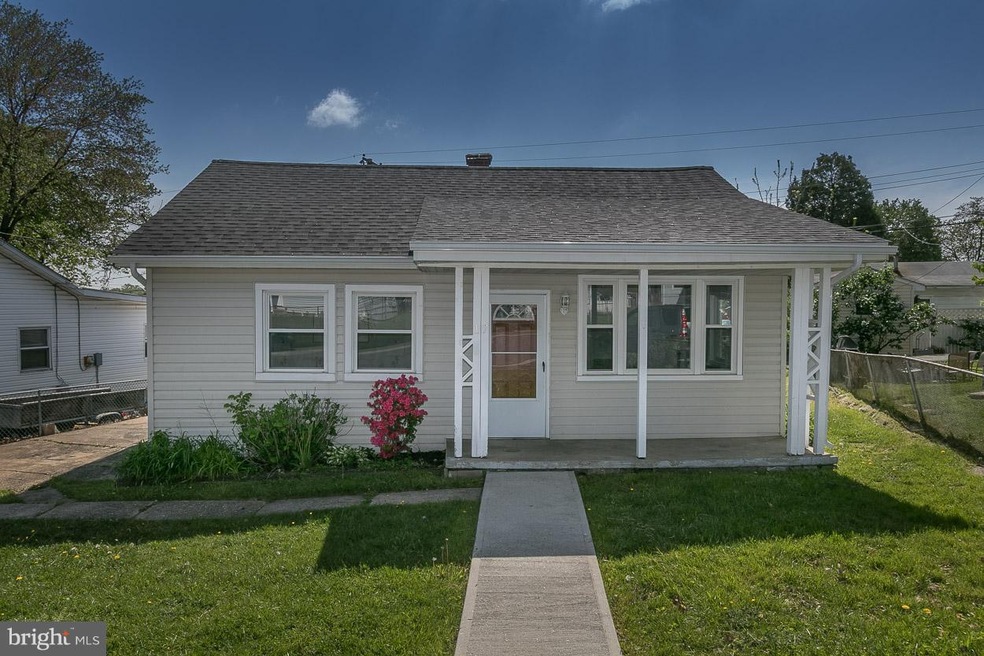 17 Yawmeter Dr, Middle River, MD 21220 - photo 1