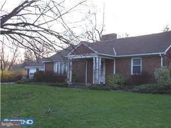 718 Stump Rd, Hilltown, PA 18944 - photo 1