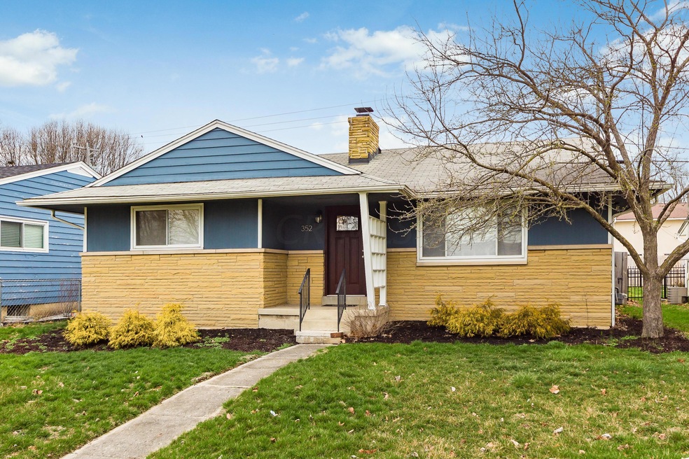 325 W Henderson Rd.