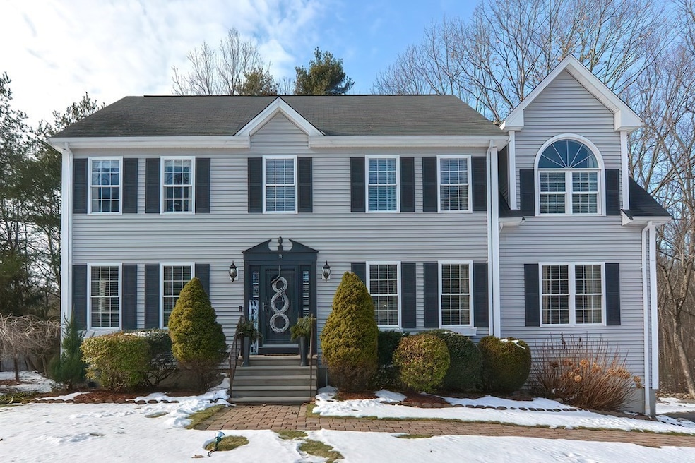 9 Tanglewood Dr, Franklin, MA 02038 - photo 1
