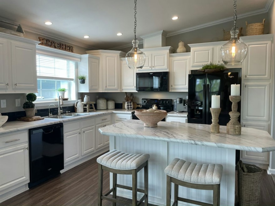 34873 Broad Bill Ln unit 728, Zephyrhills, FL 33541 - photo 1