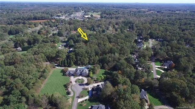 000 Roger Dr unit 24-38, 47-54, Statesville, NC 28625 - photo 1