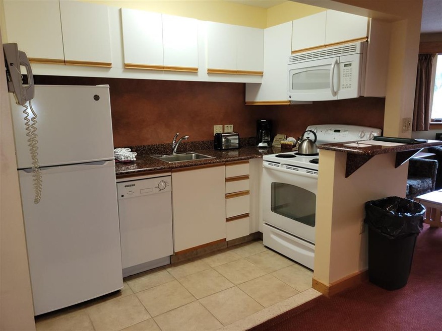 90 Loon Mountain Rd unit 945C, Lincoln, NH 03251 - photo 1