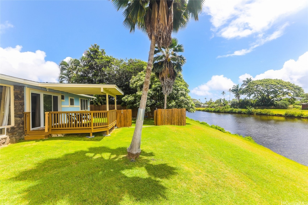 Paddle right to the ocean from you back yard.