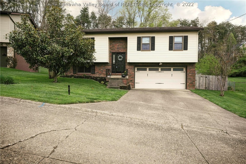 152 Timberlake Cir, Scott Depot, WV 25560 - photo 1