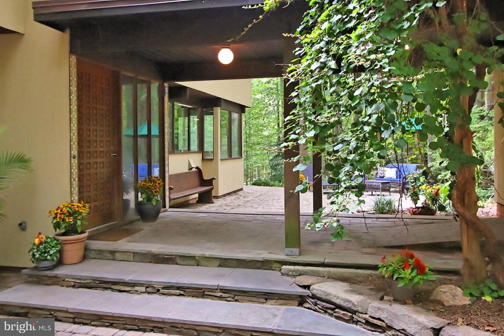 11519 Lilting Ln, Fairfax Station, VA 22039 - photo 1